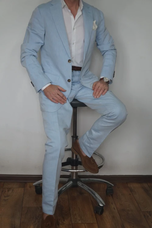 suit (3).jpg