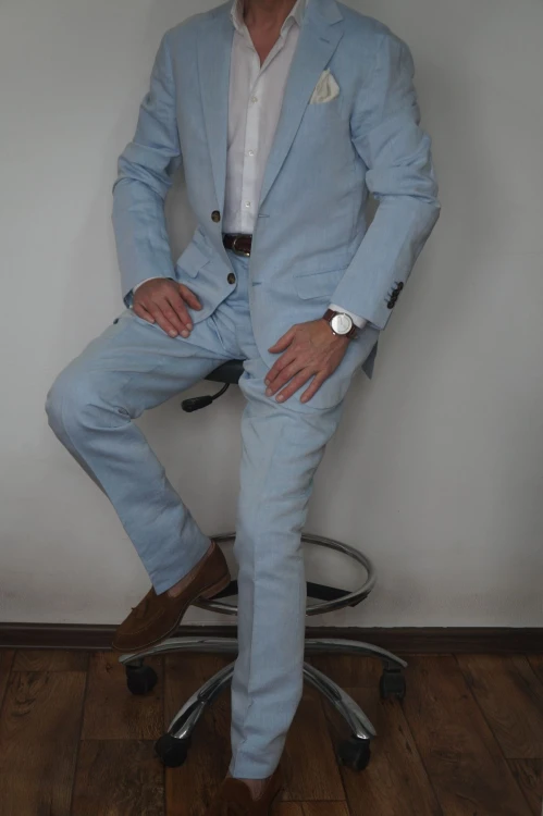 suit (4).jpg